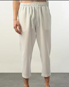 Pantalon fluide cropped blanc cassé pour homme 