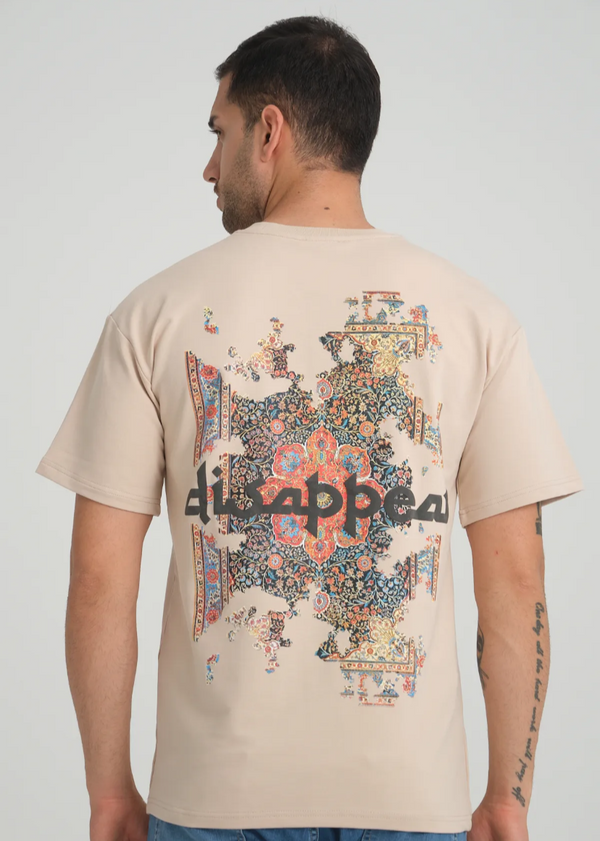 T-shirt Hallstarz oversize imprimé tapis oriental – style graphique « disappear » 24032501 – Ecru